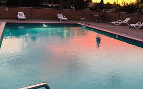 Sugarloaf Mountain Motel